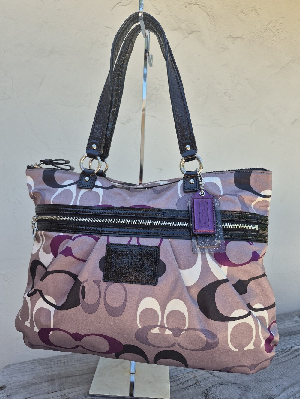 Coach Poppy Daisy Optic Signature Tote. NWOT - Picture 2 of 13